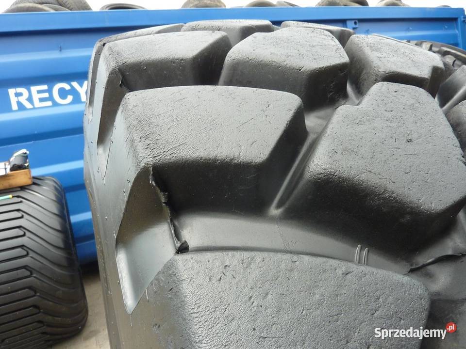 Opona używana przemysłowa 235R25 BRIDGESTONE Zaścianki