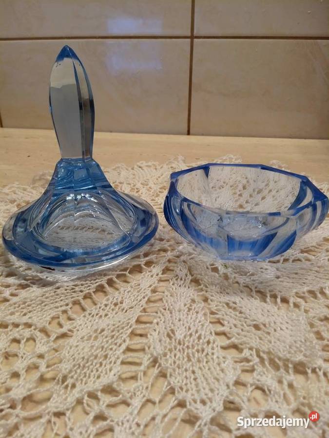 Cukiernica bombonierka z I poł XX w Nakło nad Notecią