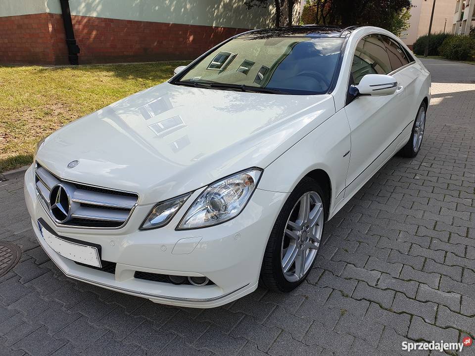 MercedesBenz Klasa E Coupe 35