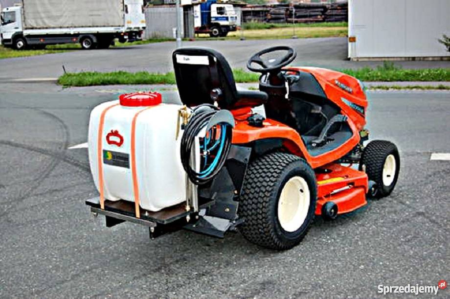 Urządzenia do odladzania solanką do traktorków