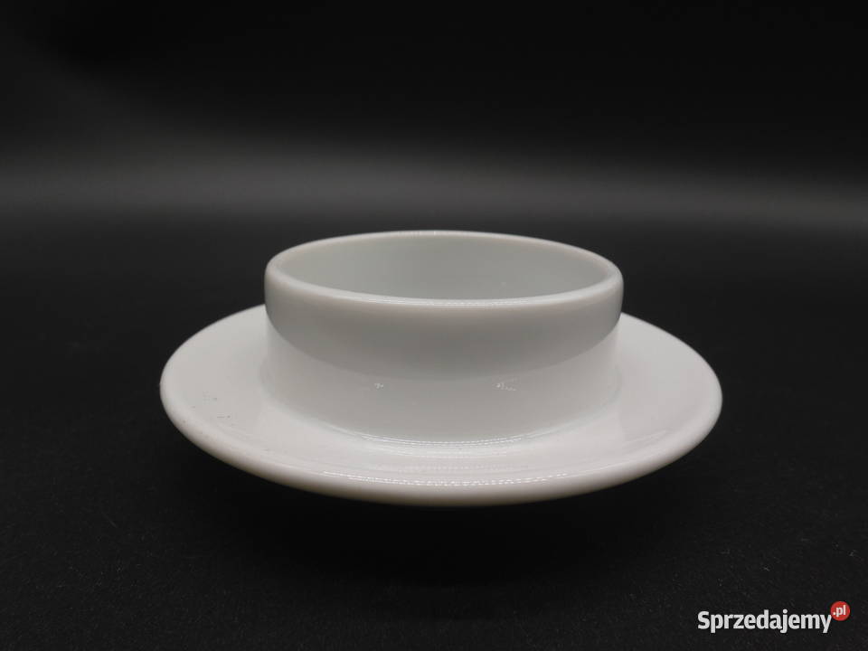 Kieliszek do jajek wykonany z białej porcelany Antyki, Sztuka, Kolekcje