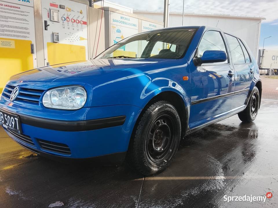 VW Golf 4 14 16V Oryginał KBB ZABRZE Oldtaimer kupiony w polskim salonie Gliwice