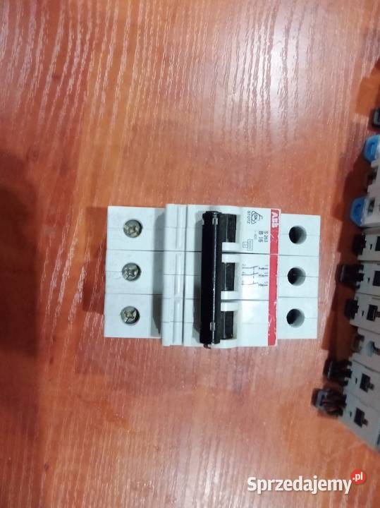Bezpiecznik wyłącznik nadprądowy B16 Lubsko