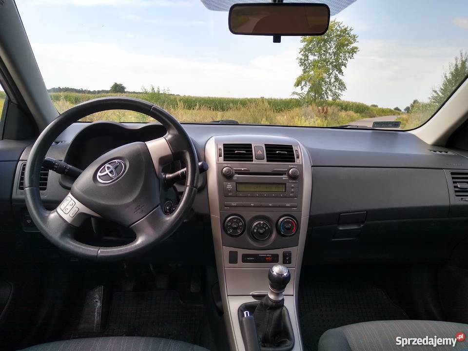 Toyota Corolla E15 nieuszkodzony Corolla mazowieckie Sypniewo