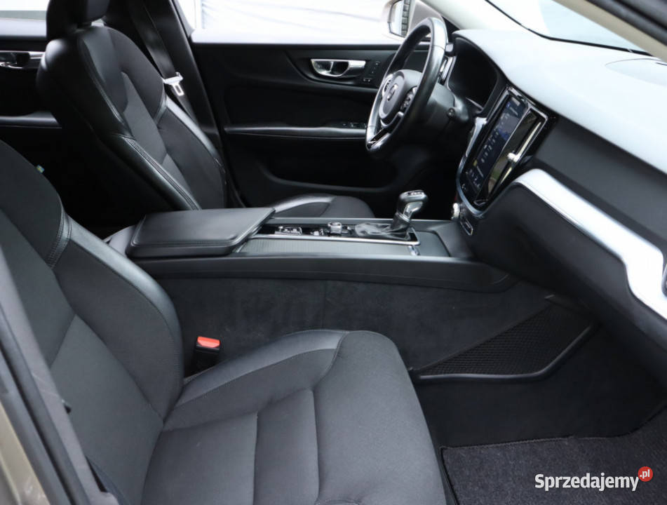Volvo V60 D4 20 AWD światła do jazdy dziennej Piaseczno