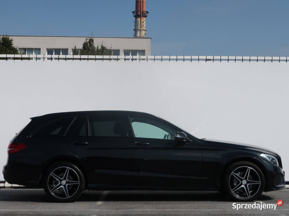Mercedes C C 200 4MATIC światła przeciwmgielne sprzedam