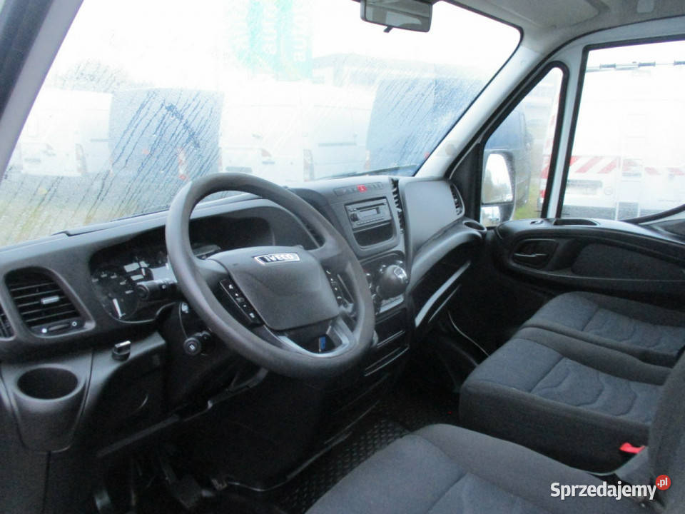 Iveco Daily 35S12 23 HPI 120 wywrotka hak 35t Dębica