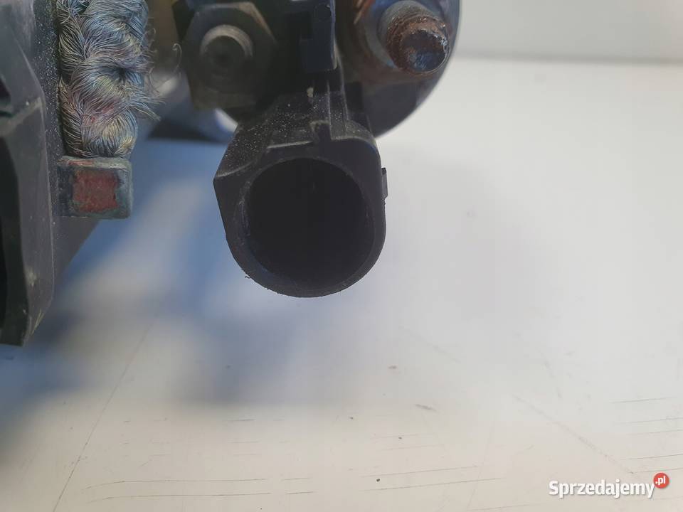 ROZRUSZNIK Audi A3 II 8P 19 TDI ROZRUSZNIK Układ elektryczny silnika