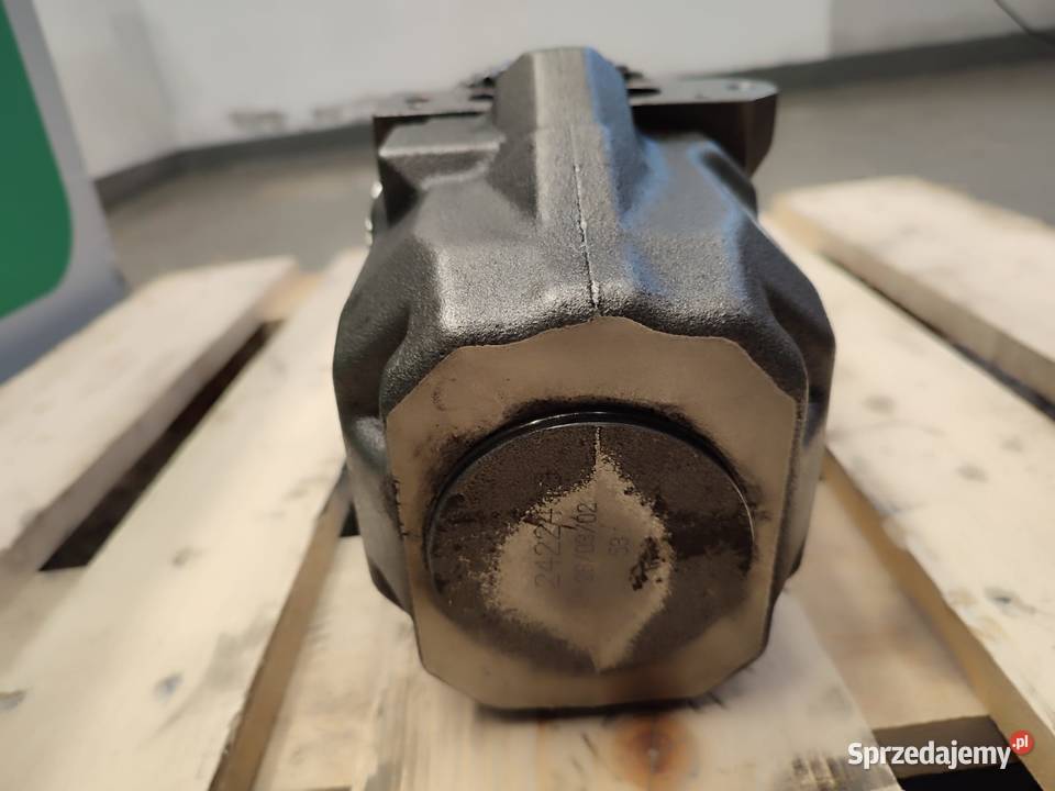 Pompa hydrauliczna 02422451 MASSEY FERGUSON 8250 Wilkowo