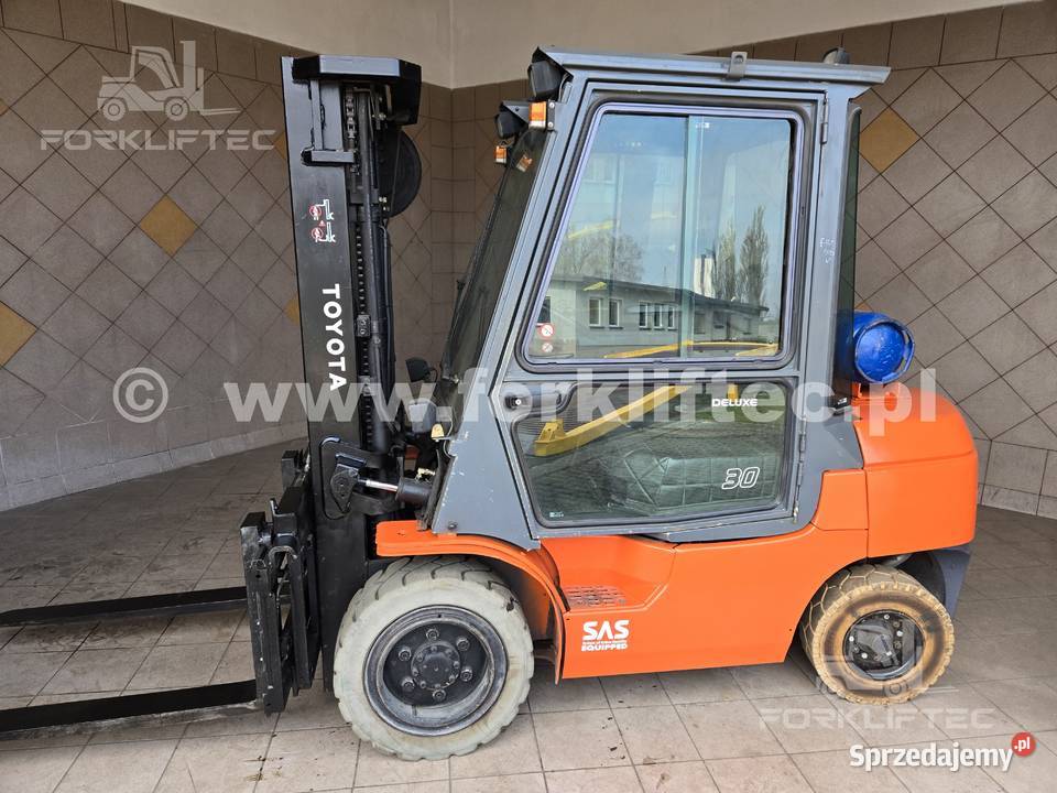 Wózek widłowy TOYOTA 7FGF30 Triplex Kabina Lędziny