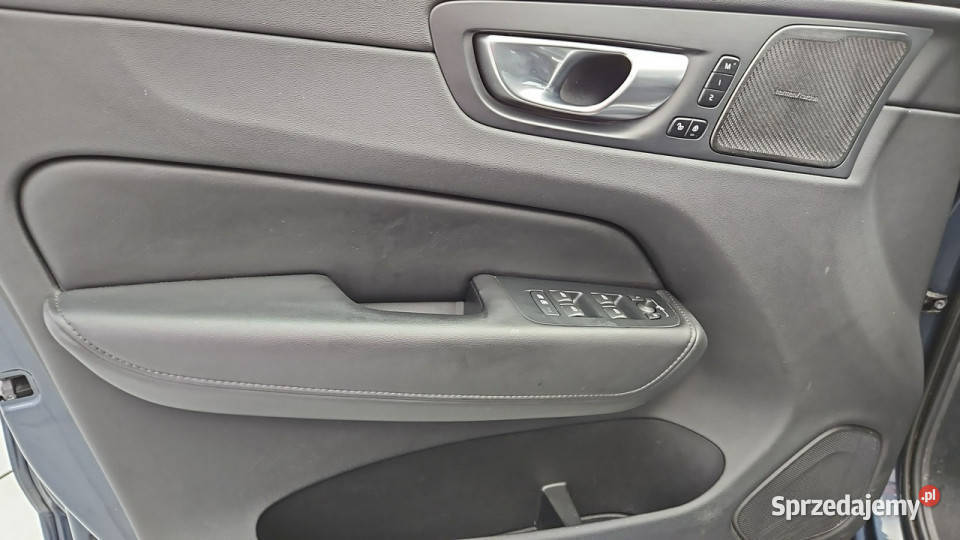 Volvo XC 60 B4 D AWD Plus Bright aut Z Polskiego pełny VAT mazowieckie Warszawa
