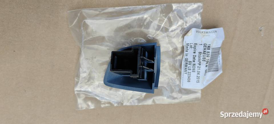 1K8839168B GRU VW SEAT SKODA Listwa zamka drzwi osobowe Klamki
