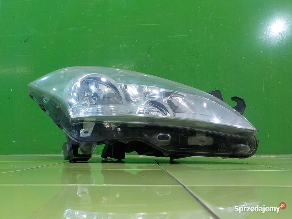 PEUGEOT 5008 I 16 EHDI 12r 5D lampa prawa przod osobowe Suków