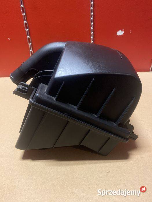Peugeot Satelis 125 air box filtr powietrza Poznań
