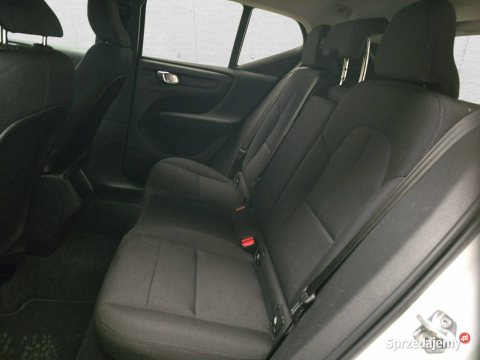 Volvo XC 40 Poleasingowe BZ Komorniki sprzedam