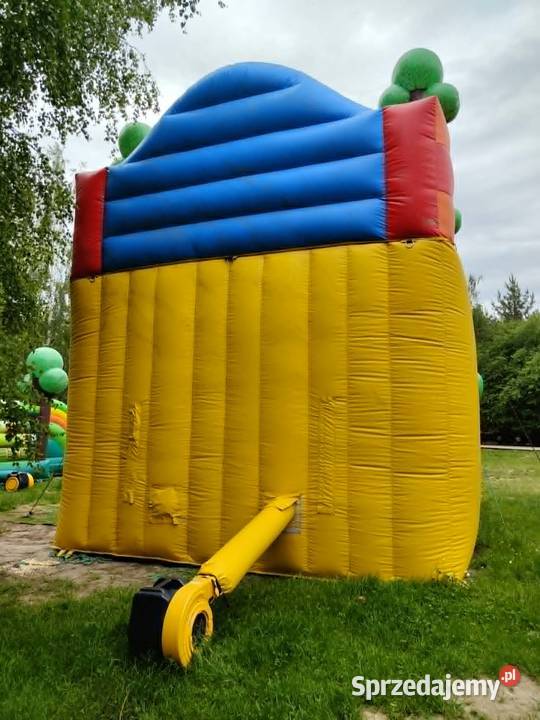 Dmuchaniec sad z jabłonkami Komorów