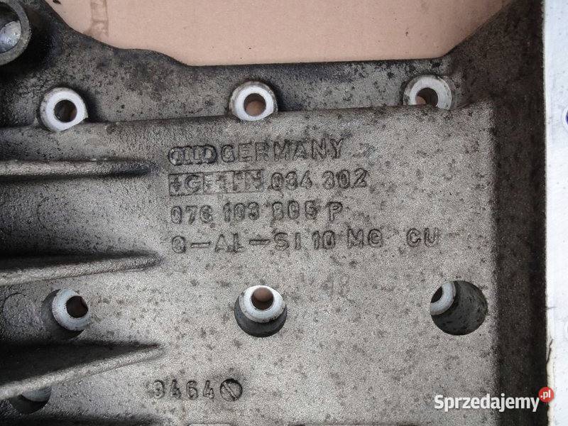 AUDI A8 D2 60 W12 MISKA OLEJOWA GORNA 07C103805T Przemęt
