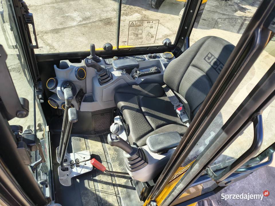 KOPARKA GASIENICOWA 25 TONY JCB CAT VOLVO KUBOTA Krotoszyn sprzedam