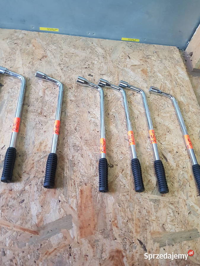 KLUCZ GIĘTY 1917 DO KÓŁ SAMOCHODOWYCH SAMOCHODU Głogowa sprzedam