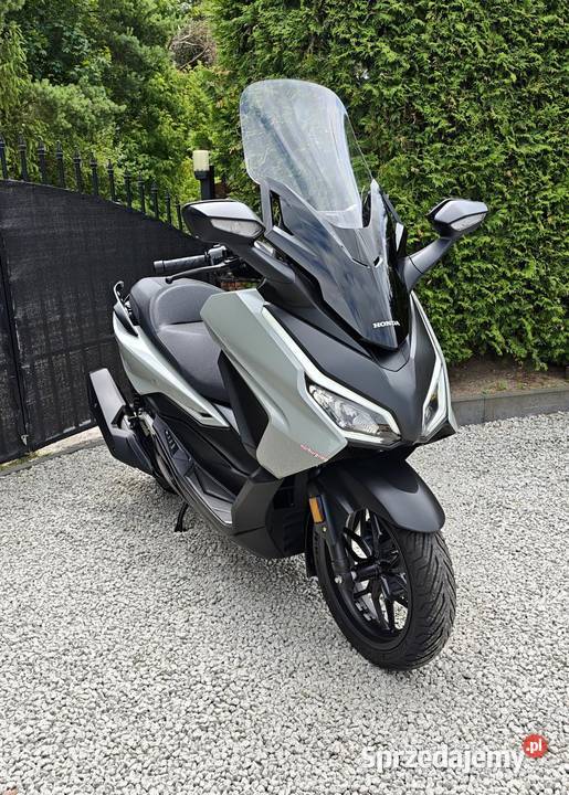 Skuter Honda Forza 125cc 2023r LIFT 8900 FULL Łask sprzedam