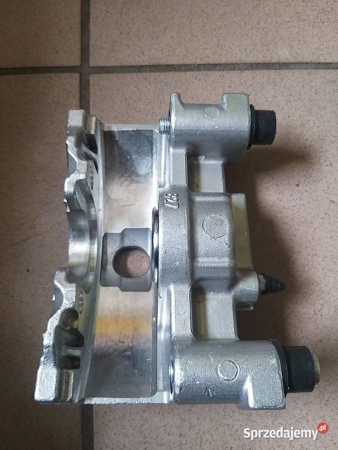 ZACISK HAMULCOWY PONTIAC FIERO 28 8487 R osobowe wielkopolskie Kawnice