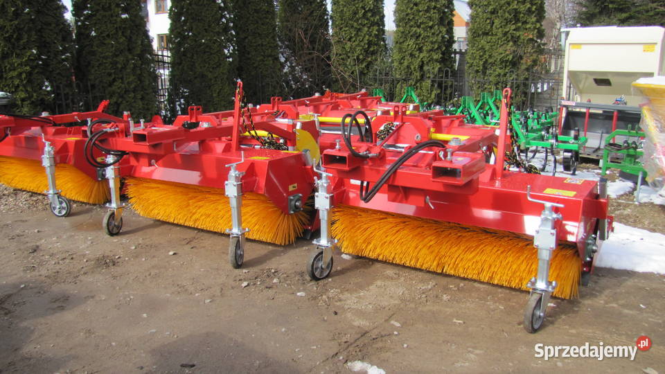 Zamiatarka walcowa 6001200 z koszem traktorek Węgrów