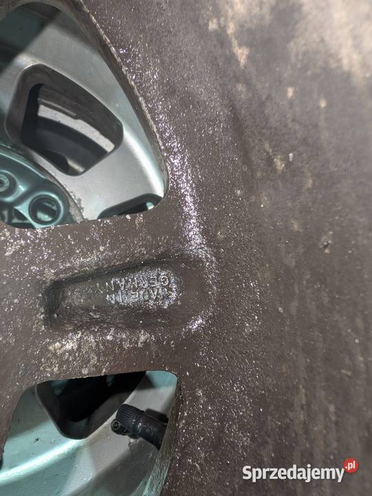 Felgi aluminiowe 5 Nissan Terrano 8Jx15 H2 15 4x