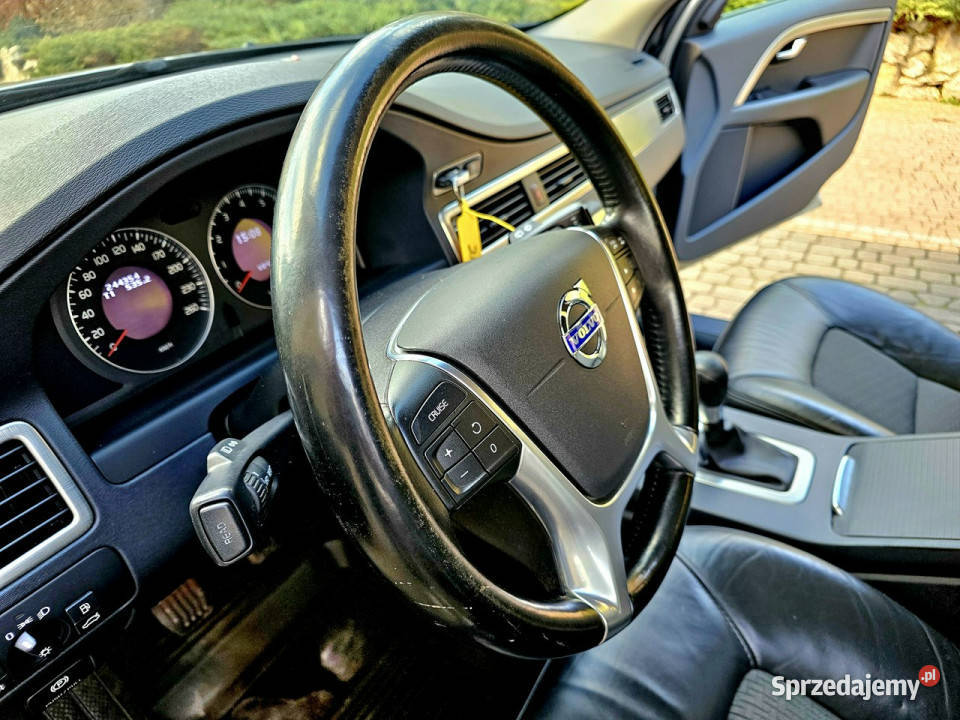 Volvo V70 20 145 Bezwypadek Piękny III 2007 lakier metallic