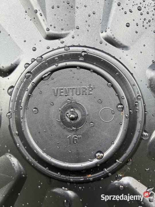 Kołpak uniwersalny Venture 16 Marki