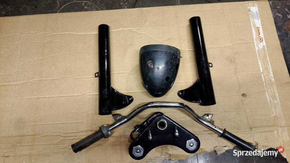 Chorągiewki WSK plus komplet Namysłów sprzedam