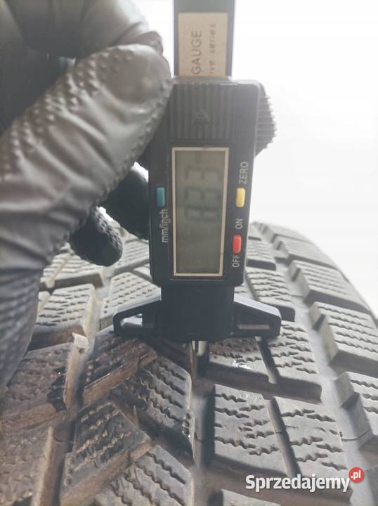 OPONA ZIMOWA FIREMAX FM806 22555R18 1624 833MM