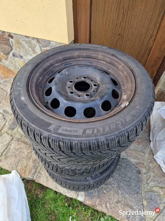 Do sprzedania opony zimowe 19555 r16 MICHELIN do Hłomcza