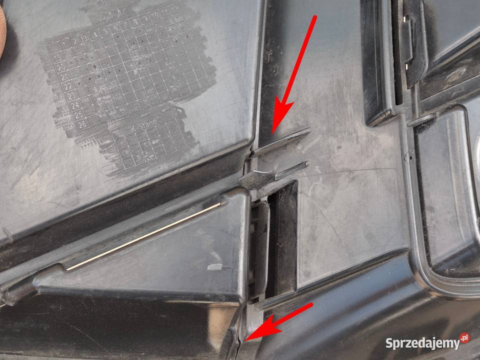 AUDI Q5 80A LIFT SLINE KRATKA ZDERZAKA PRZÓD Bieleń