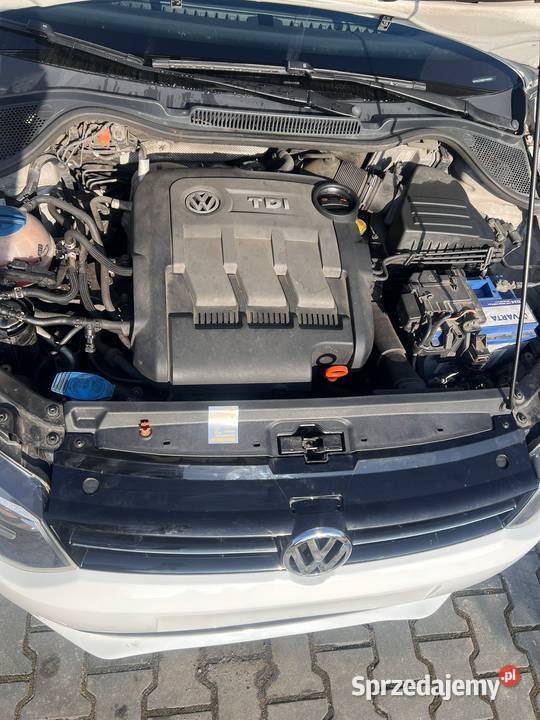 Sprzedam Volkswagen Polo 12 manualna Zboiska