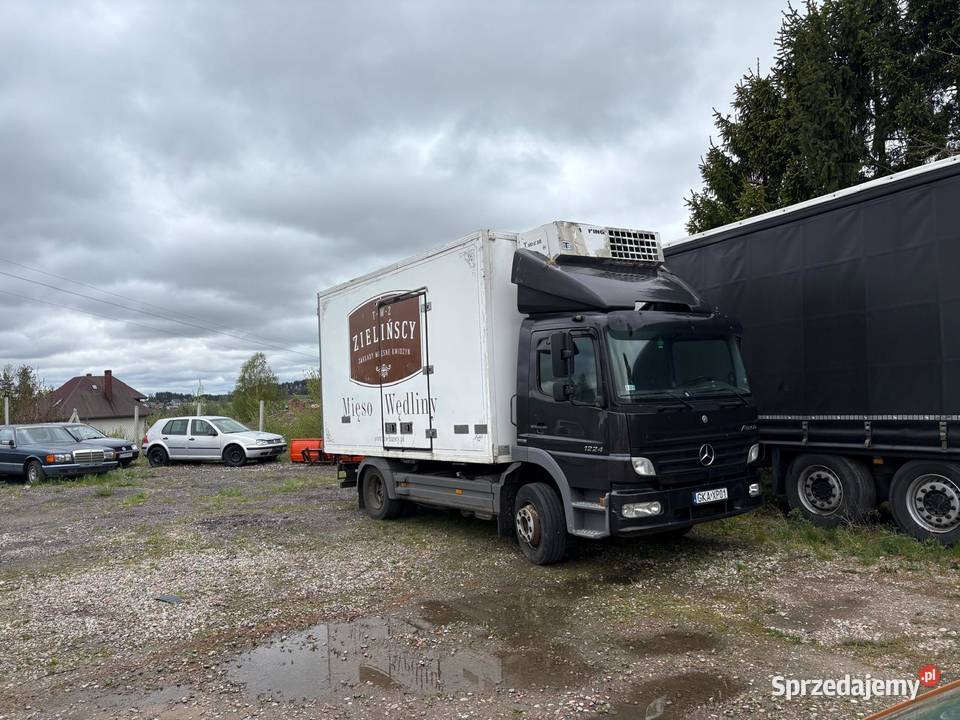 mercedes atego 1224 chłodnia hakowa hakówka nie Sierakowice