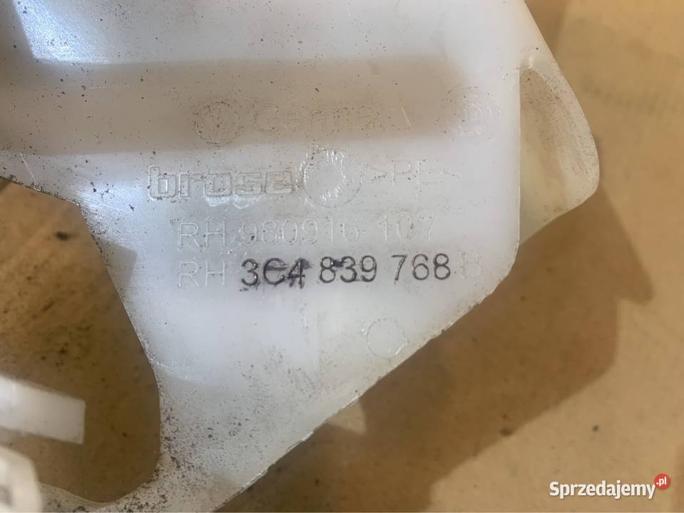 Osłona mocowanie zamka prawy tył 3C4839768 vw Szczecin