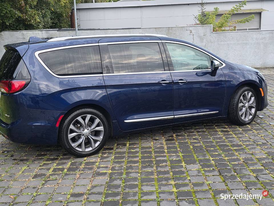 Chrysler Pacifica 8 osobowa automatyczna Pacifica wielkopolskie Poznań