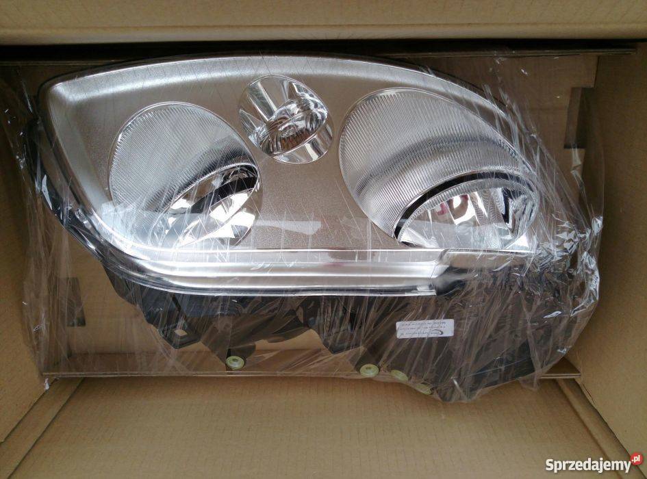 Lampa reflektor przód prawy Caddy III Touran Oświetlenie Białystok