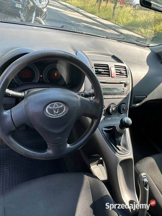 Toyota Auris 16 VVTi benzyna Cieszyn sprzedam