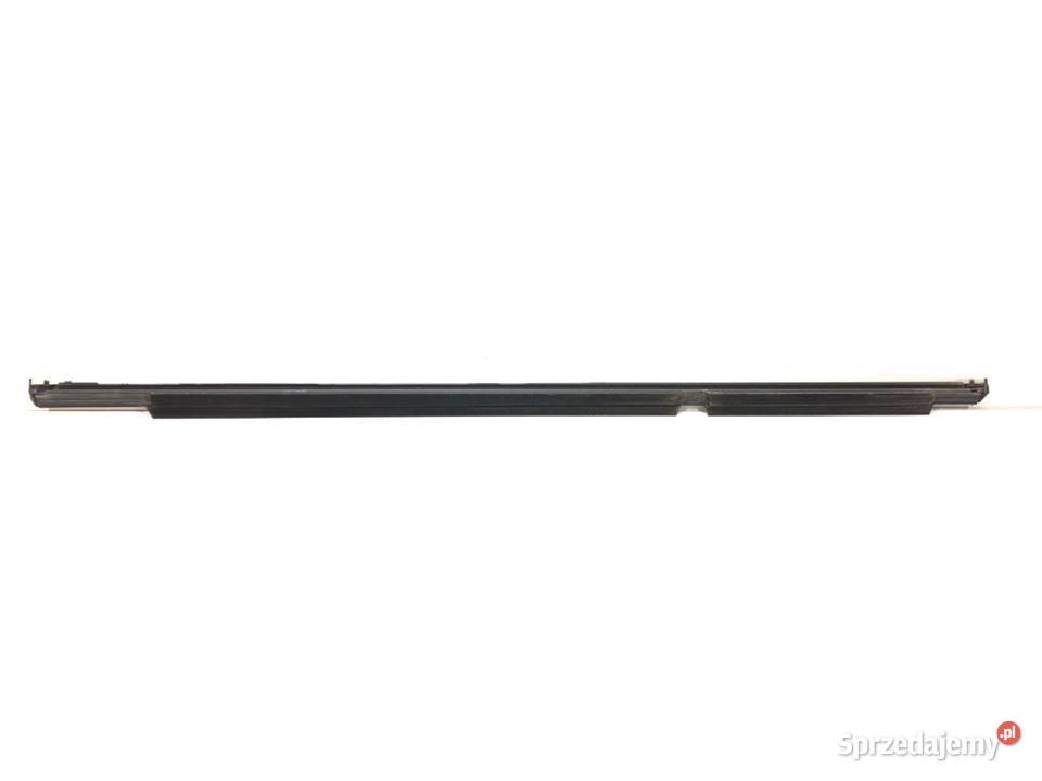 LISTWA ZGARNIAJĄCA TYŁ LEWA CHROM MERCEDES X204 sprzedam