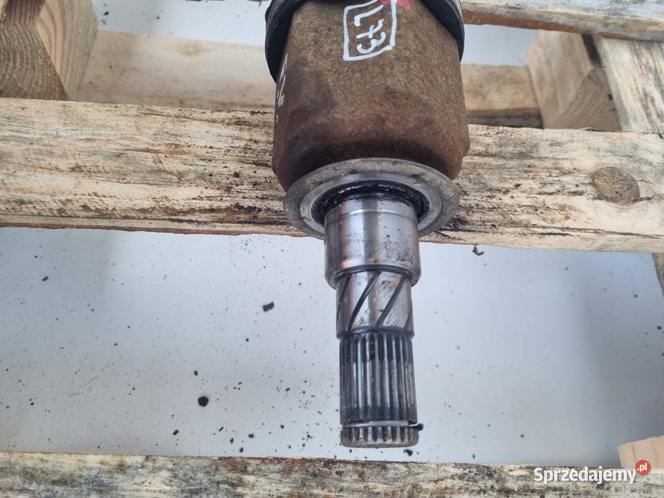 PÓŁOŚ Nissan Navara III 25 dCi LEWA PRZEDNIA osobowe Chełm