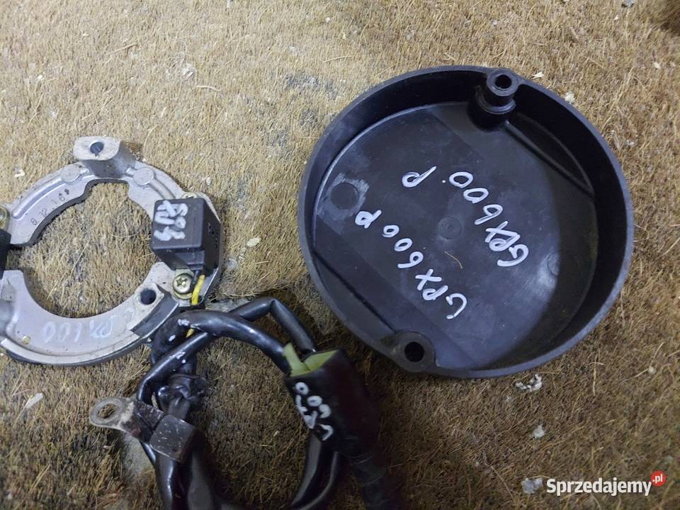Kawasaki GPX 600 pokrywa prawa silnika dekiel dolnośląskie sprzedam