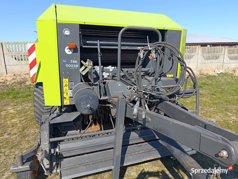 Prasoowijarka Claas Rollant 355 Uniwrap