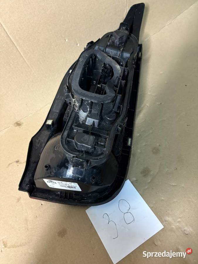 LAMPA LEWA TYLNA LEWY TYŁ VW VOLKSWAGEN UP