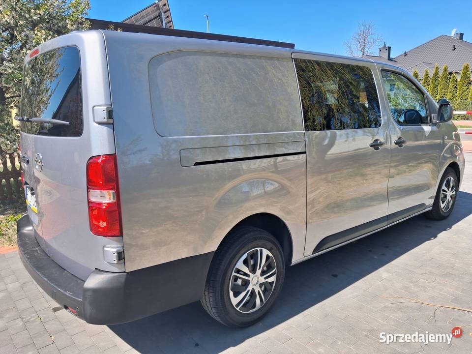 Opel Vivaro 6 osobowy silnik 20 dostawcze Przykona sprzedam