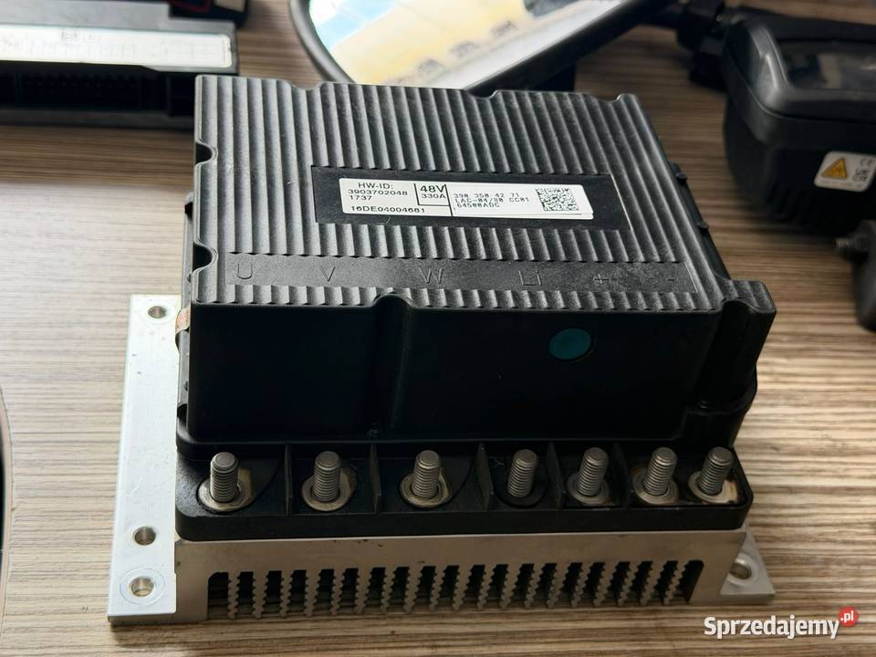 LINDE P60 LAC 0480 CC01 390 350 42 71 48V 330A