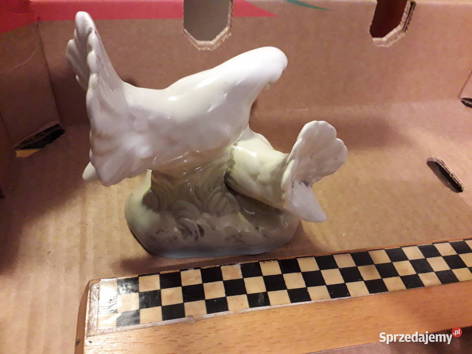 Gołąbki porcelanowa figurka MRequena Spain sprzedam