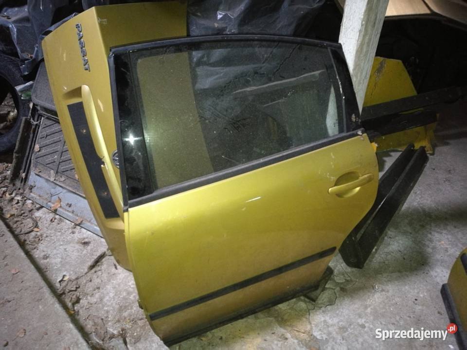Drzwi lewe Klapa Passat B6 zloty sprzedam