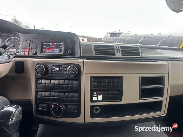 SAMOCHÓD CIĘŻAROWY MARKI MAN TGS 41460