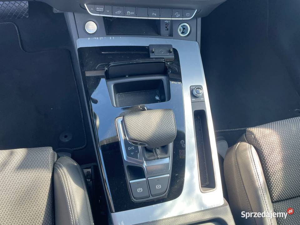 AUDI Q5 50 20 TFSi 299 Quattro SLine HA250 automatyczna Przemyśl